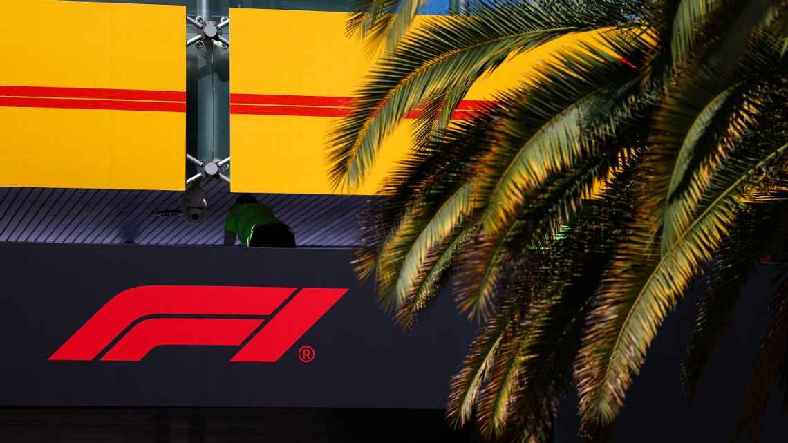 f1-1791891682.jpg